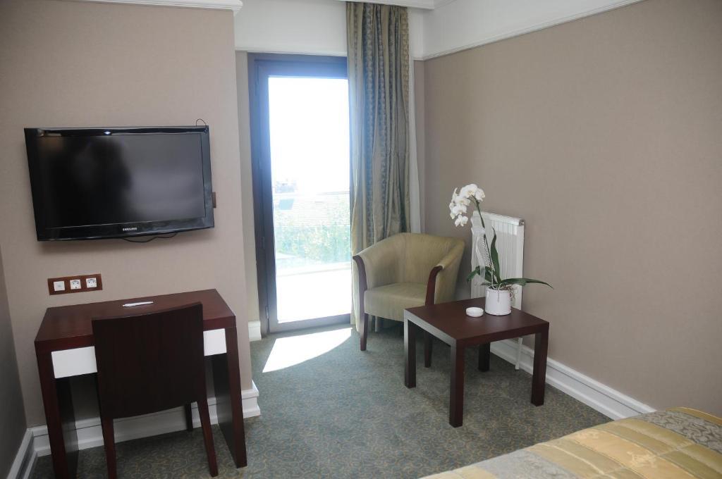 Paradise Island Hotel Darica  Room photo