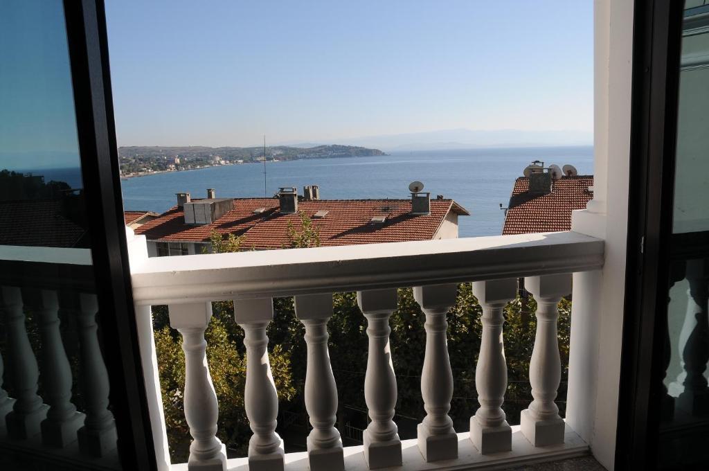 Paradise Island Hotel Darica  Room photo