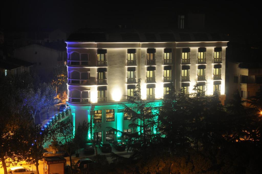 Paradise Island Hotel Darica  Exterior photo
